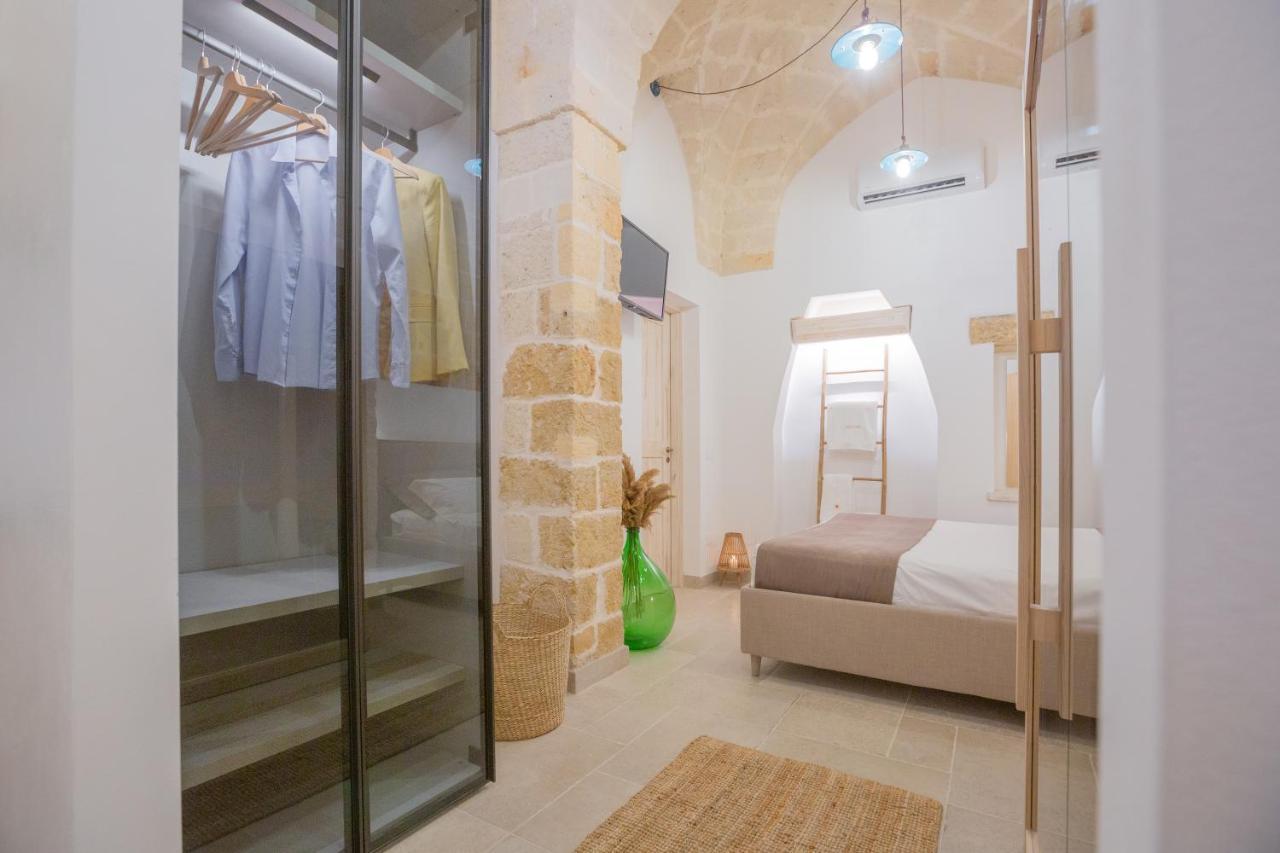 Filia Solis - Old Town Suites & Spa Brindisi Exterior foto