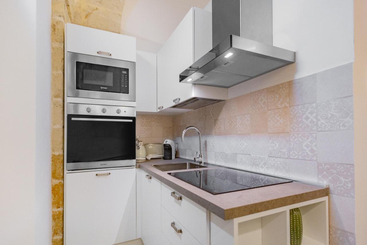 Filia Solis - Old Town Suites & Spa Brindisi Exterior foto