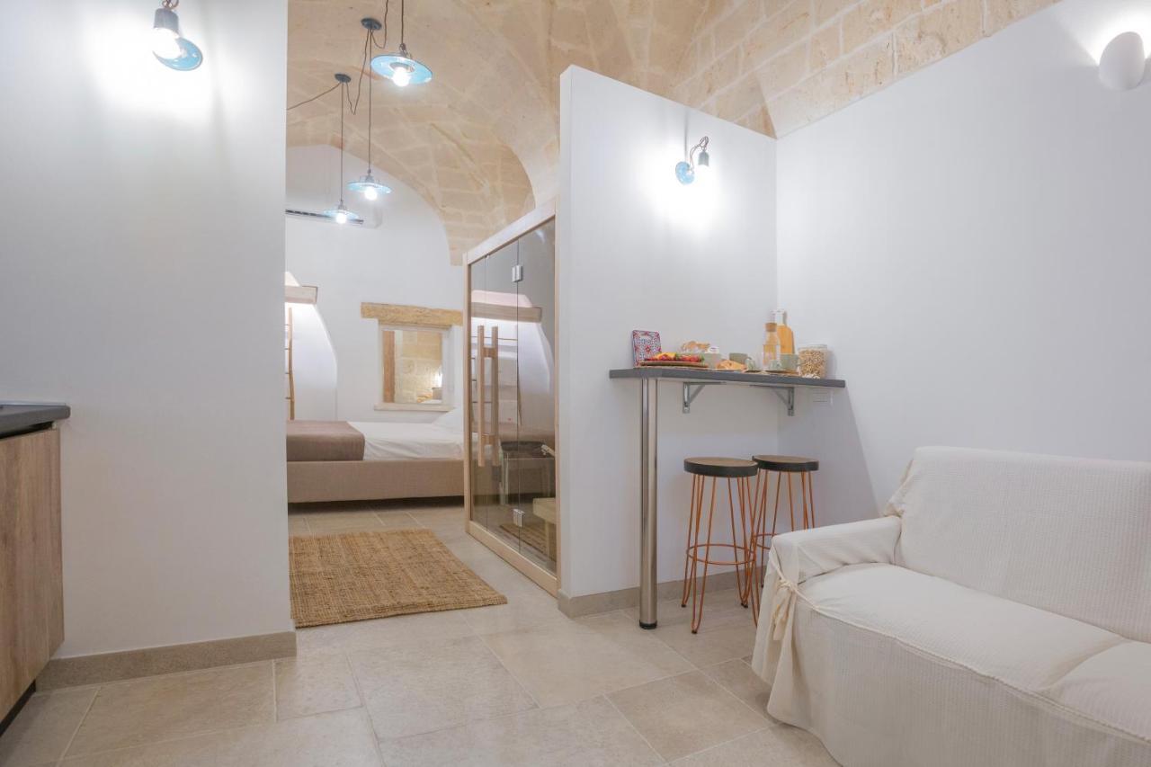 Filia Solis - Old Town Suites & Spa Brindisi Exterior foto