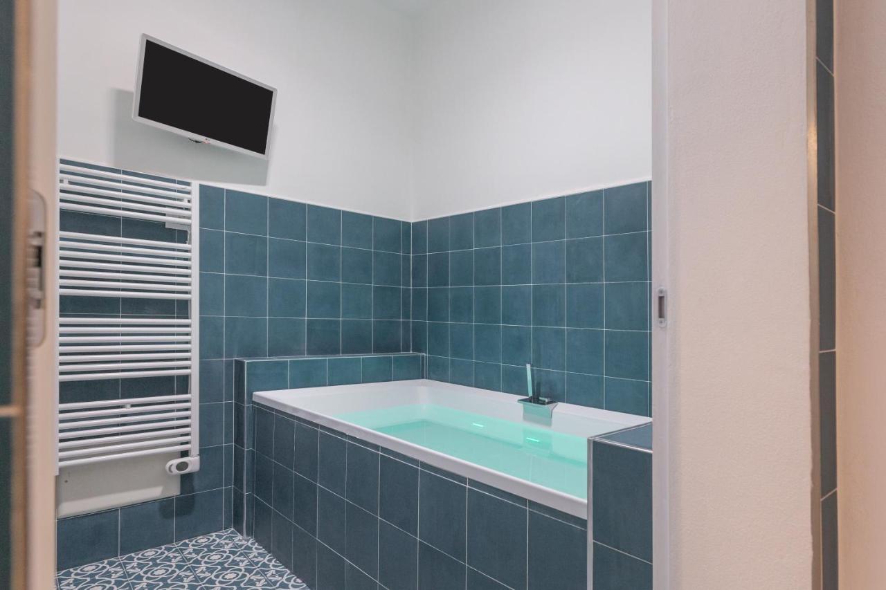 Filia Solis - Old Town Suites & Spa Brindisi Exterior foto